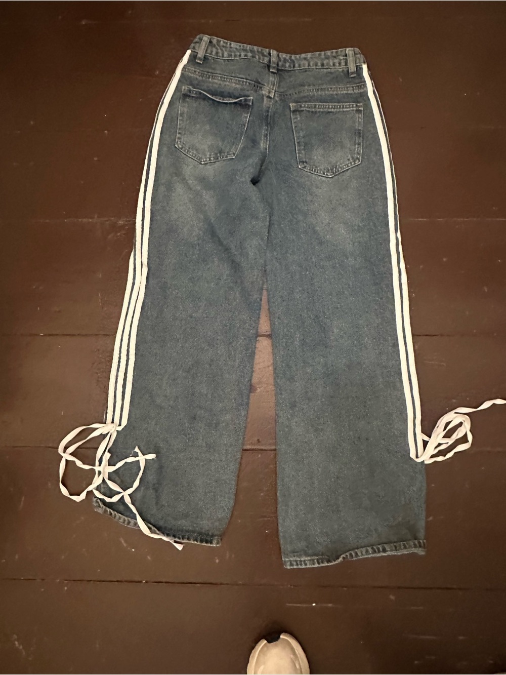 Edikted Side Stripe Tie Jeans - Vintage Wash Blue - Picture 4 of 6